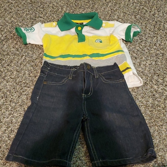 Academiks Set - Picture 1 of 2